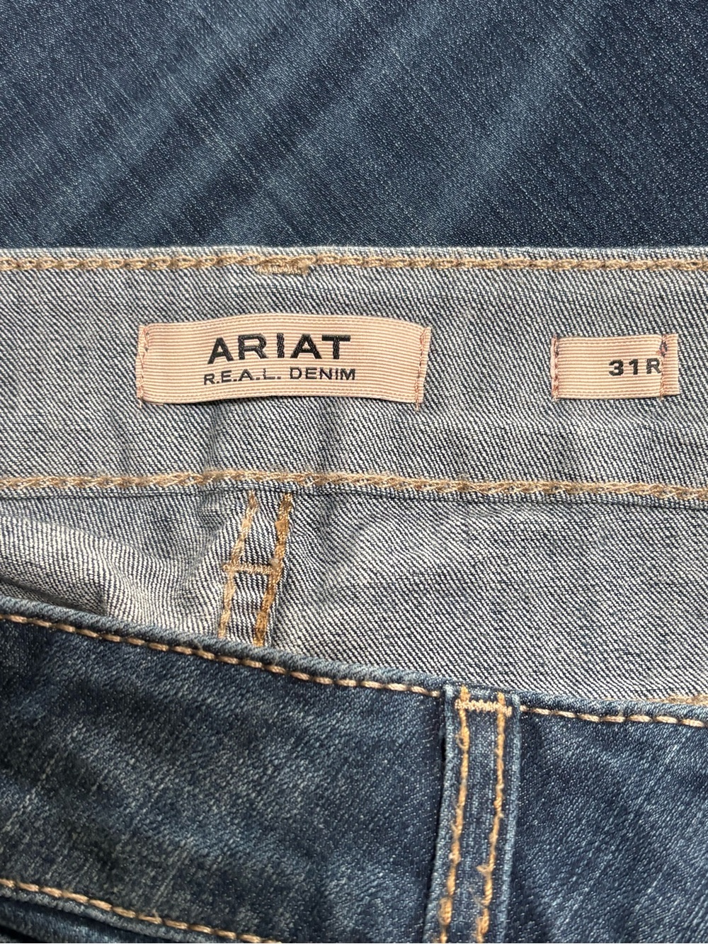 Ariat R.E.A.L. Rosa Perfect Rise Bootcut Jeans 31 R 10027713 Excellent Condition - Picture 4 of 8